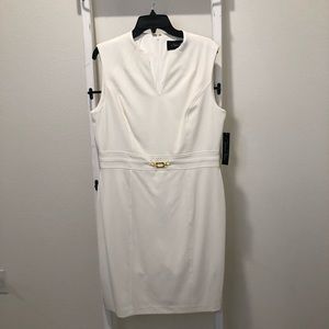 White dress with gold BULIT in waist accessory(fake)